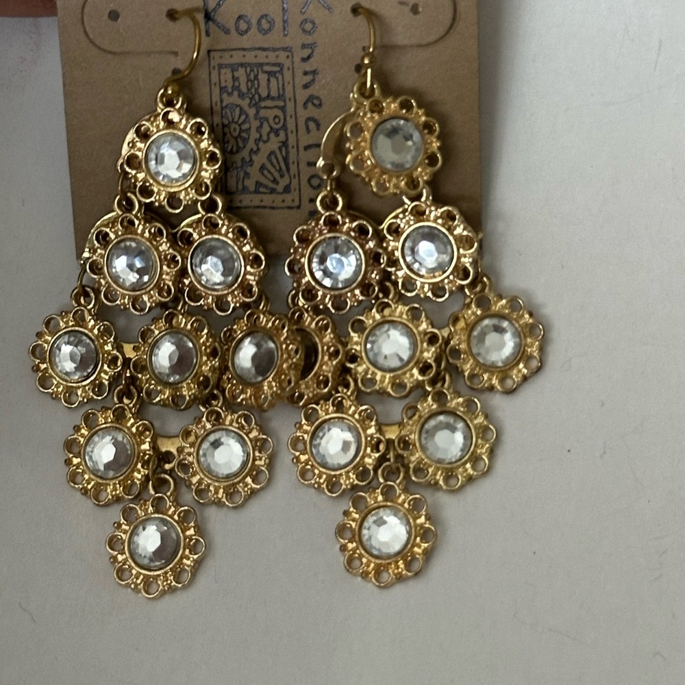 Kool konnections jewelry gold tone earrings